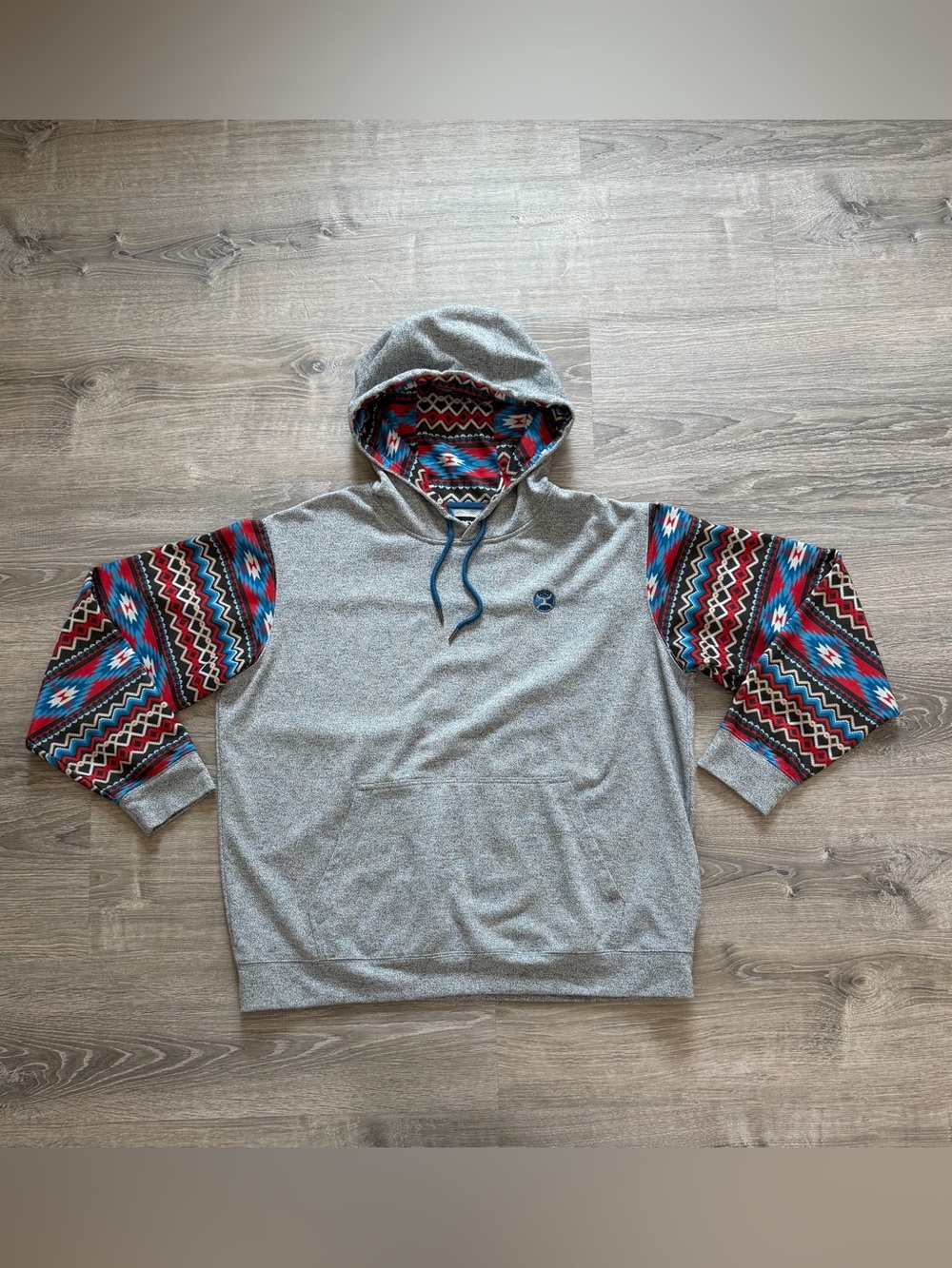 Hooey Men’s Gray Hoodie with Red & Blue Aztec Sleeve Accents Size XXL